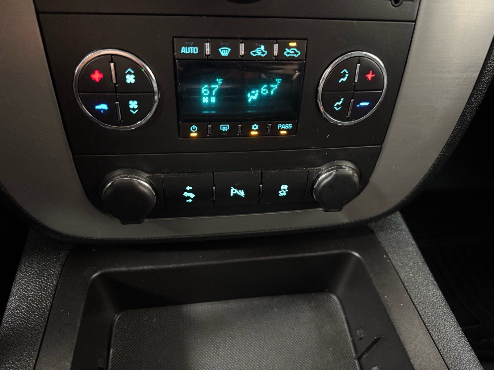 Used 2012 Chevrolet Silverado 1500 LTZ w/ LTZ Plus Package AWD/4WD image 23