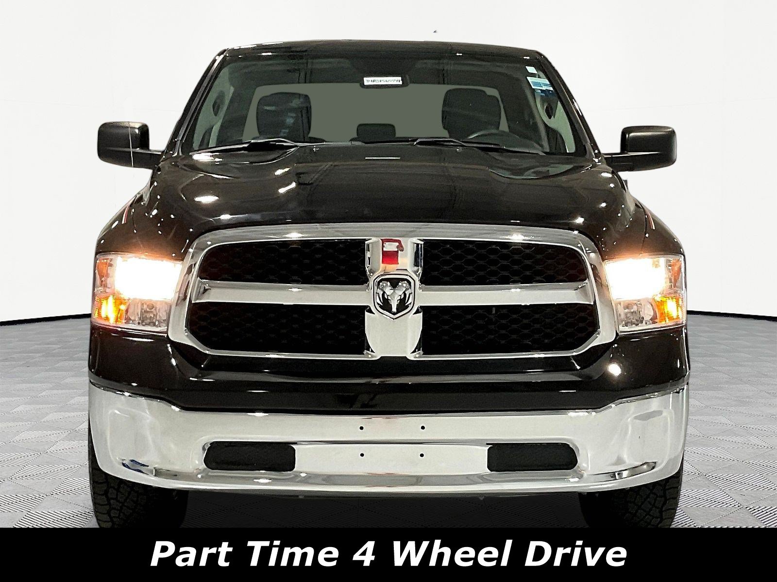 Used 2024 RAM 1500 Classic SLT AWD/4WD image 2