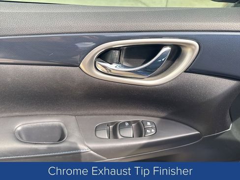 Used 2019 Nissan Sentra SR image 12