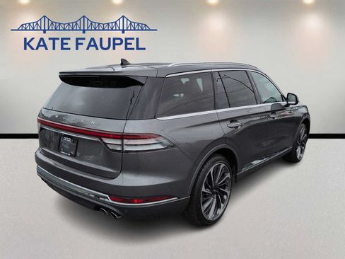 Used 2021 Lincoln Aviator Reserve w/ Equipment Group 201A AWD/4WD image 7