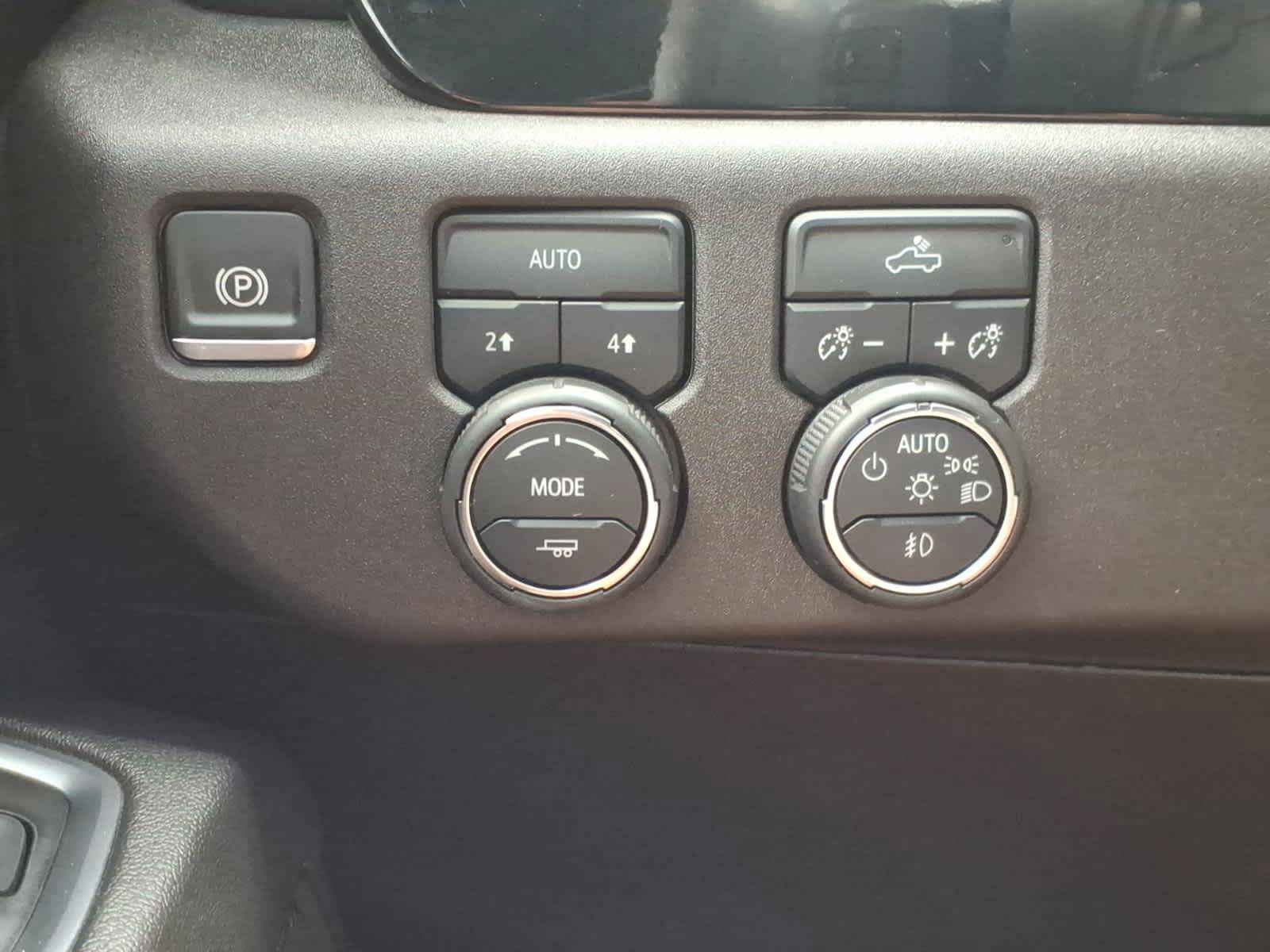 Used 2024 Chevrolet Silverado 1500 RST w/ Convenience Package II AWD/4WD image 23