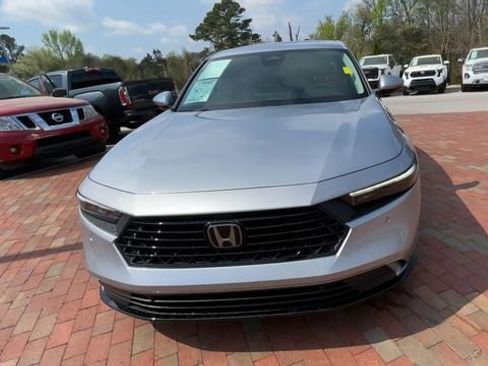 Certified 2024 Honda Accord EX-L image 4