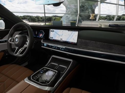 New 2026 BMW 760i xDrive w/ Luxury Rear Seating Package AWD/4WD image 42