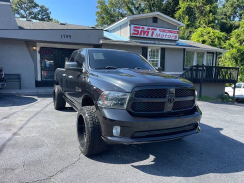 Used 2016 RAM 1500 Express w/ Black Ram 1500 Express Group AWD/4WD image 4