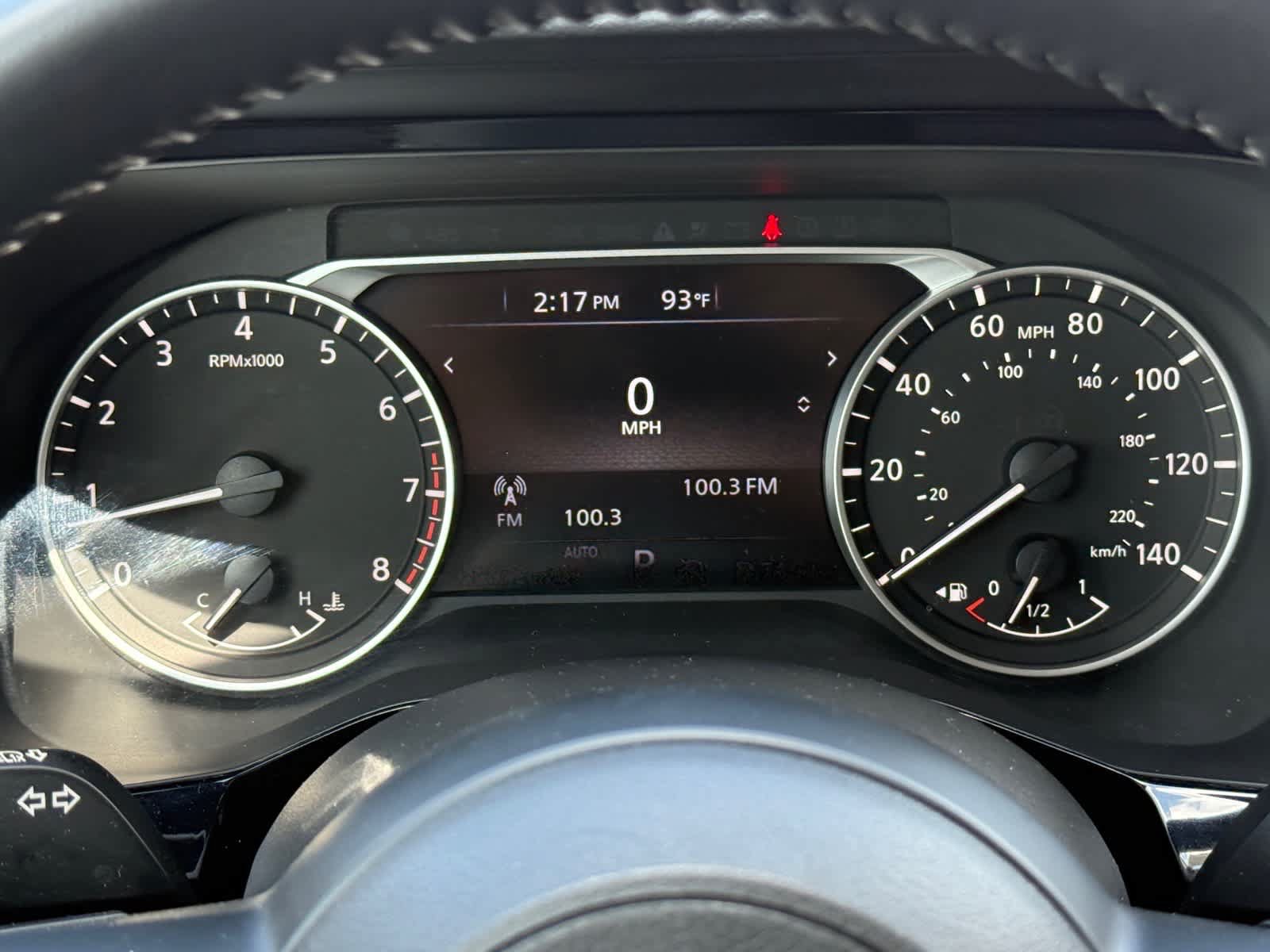 Used 2025 Nissan Pathfinder SV AWD/4WD image 17