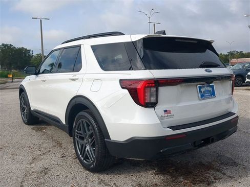 New 2025 Ford Explorer ST-Line w/ Premium Package image 21