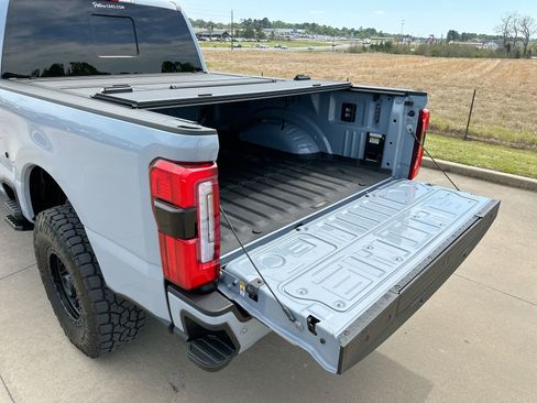 Used 2024 Ford F250 Limited w/ FX4 Off-Road Package image 25