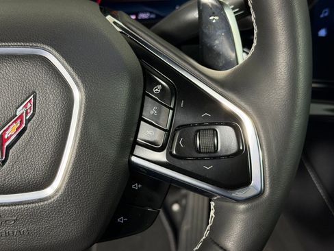 Used 2024 Chevrolet Corvette Stingray Preferred Conv w/ Stealth Interior Trim Package image 15