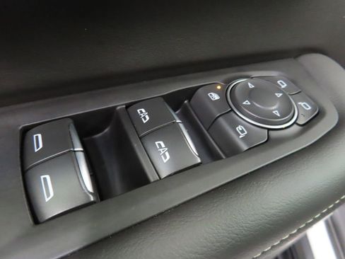 Used 2025 Chevrolet Tahoe Premier w/ Sun And Tow Package AWD/4WD image 71