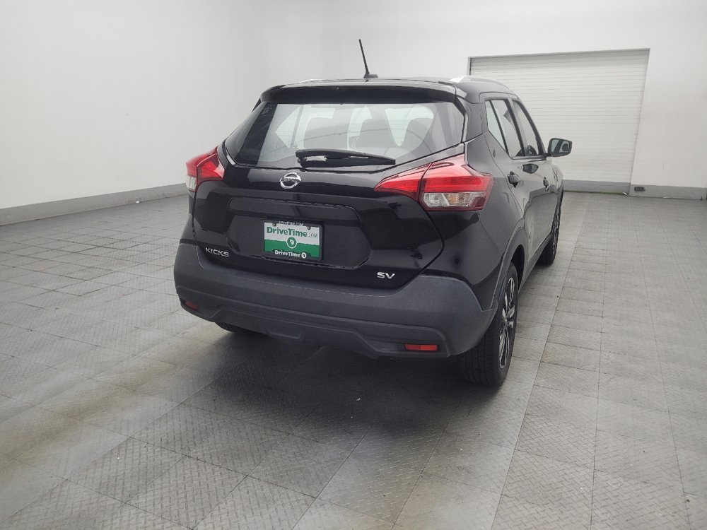 Used 2019 Nissan Kicks SV FWD image 9