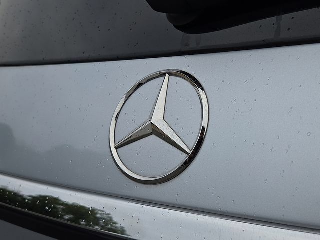 Used 2024 Mercedes-Benz GLC 300 4MATIC w/ Advanced USB Package image 31