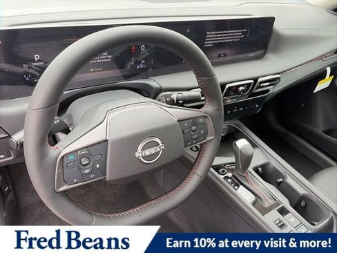 New 2026 Nissan Sentra SR w/ SR Premium Package FWD image 11