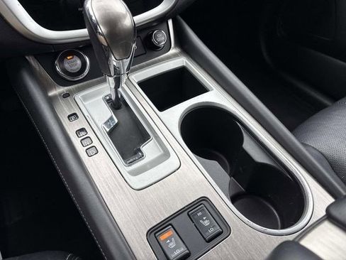 Used 2018 Nissan Murano SL w/ Moonroof Package image 35