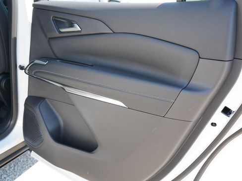 New 2026 Chevrolet Traverse LT w/ Driver Confidence Package image 21