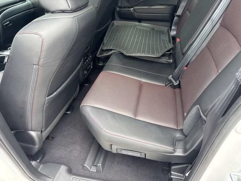 Certified 2025 Honda Ridgeline Black Edition image 14