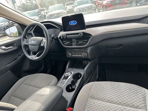 Used 2020 Ford Escape SE image 15