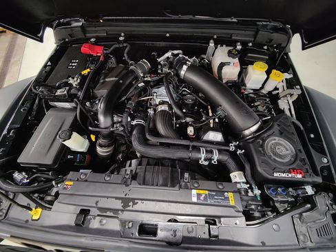 Used 2021 Jeep Gladiator Rubicon image 5