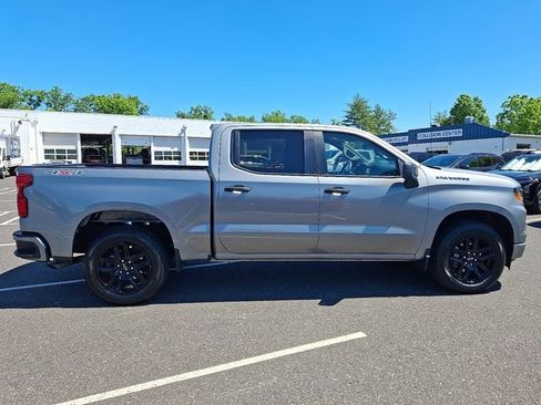 Used 2023 Chevrolet Silverado 1500 Custom AWD/4WD image 7