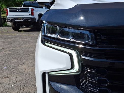 Used 2023 Chevrolet Tahoe Z71 AWD/4WD image 13