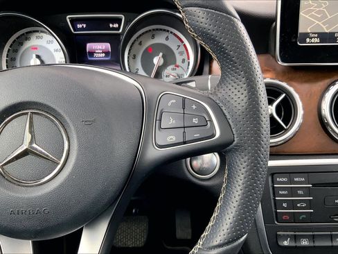 Used 2016 Mercedes-Benz GLA 250 4MATIC image 25