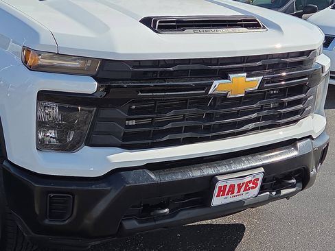 Used 2024 Chevrolet Silverado 2500 W/T w/ WT Convenience Package image 6