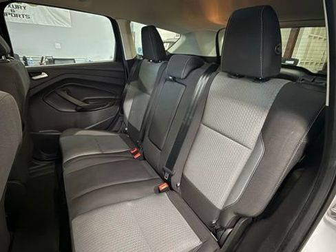 Used 2018 Ford Escape SE w/ Ford Safe & Smart Package image 25