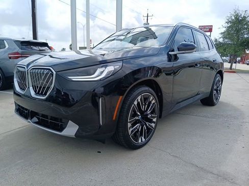 New 2025 BMW X3 xDrive30i w/ Convenience Package image 3