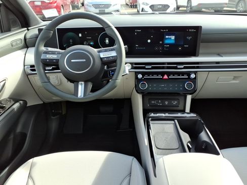 New 2026 Hyundai Tucson Limited image 7