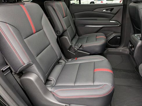 New 2026 Chevrolet Traverse RS image 34