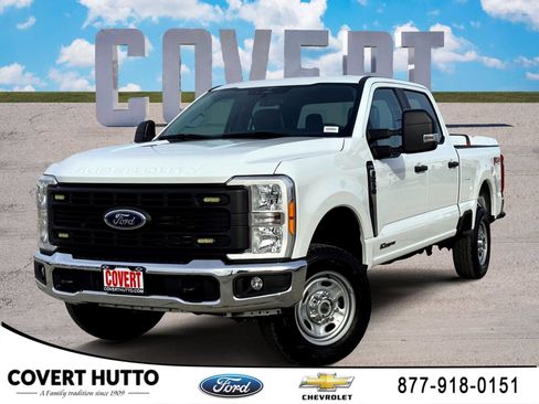 Used 2023 Ford F250 XL w/ FX4 Off-Road Package AWD/4WD image 1