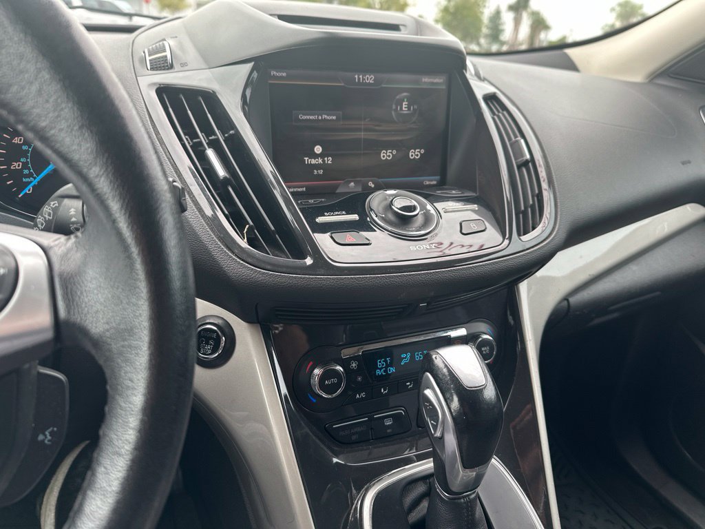 Used 2013 Ford Escape SEL FWD image 11