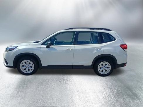 Used 2024 Subaru Forester AWD/4WD image 2