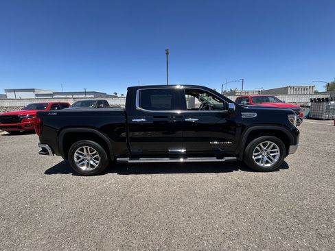Used 2021 GMC Sierra 1500 SLT w/ SLT Premium Plus Package AWD/4WD image 5