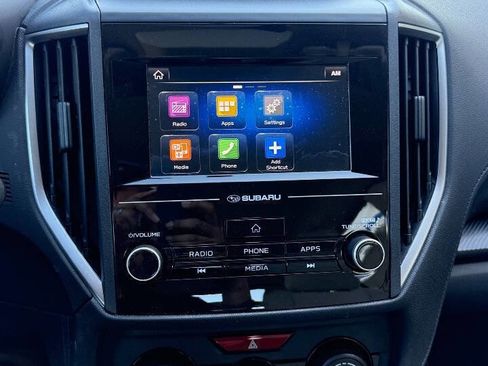 Used 2018 Subaru Impreza 2.0i Premium image 13