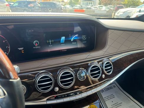 Used 2018 Mercedes-Benz S 560 4MATIC Sedan image 44