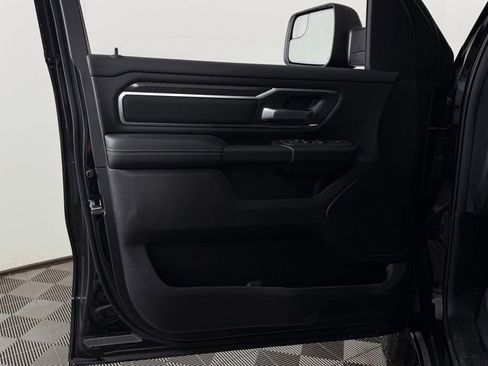 New 2026 RAM 1500 4x4 Crew Cab image 9