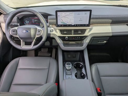 New 2026 Ford Explorer Active w/ Active Comfort Package image 17