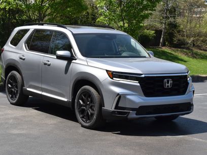 New 2025 Honda Pilot Touring