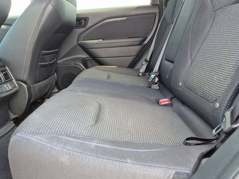 Used 2025 Subaru Forester Premium AWD/4WD image 25