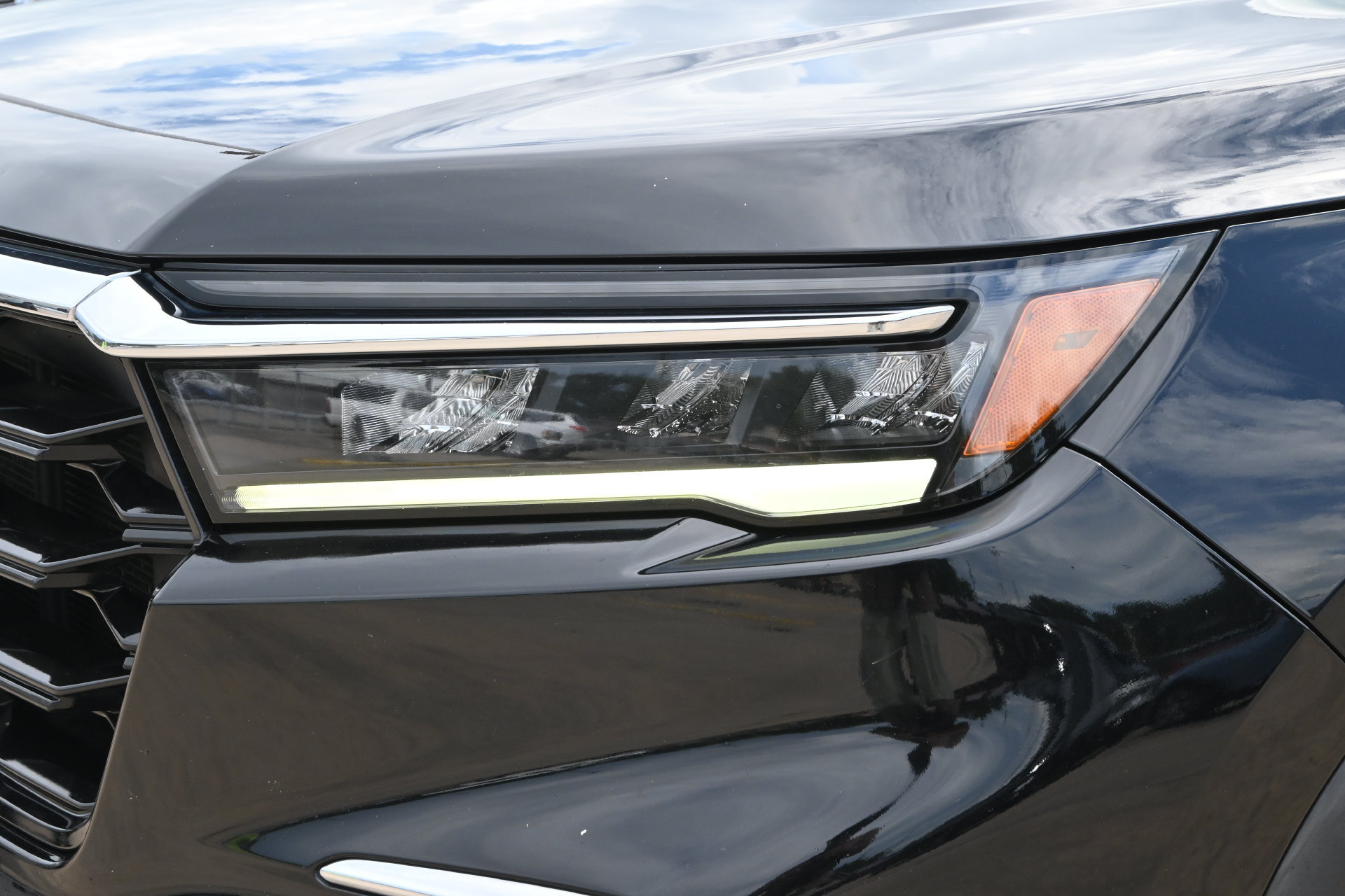 Used 2024 Honda Pilot Elite image 25