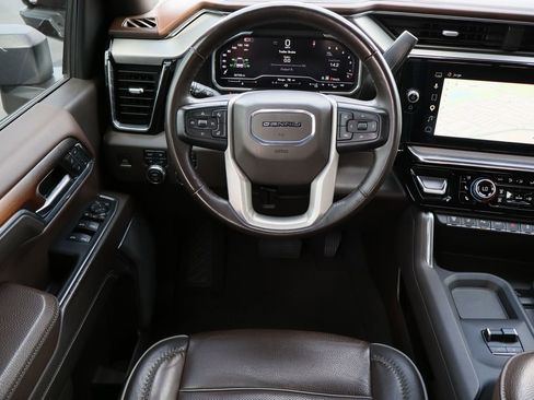 Certified 2024 GMC Sierra 2500 Denali w/ Denali Reserve Package image 25