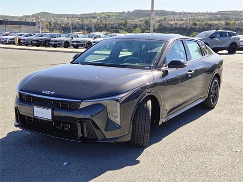 New 2025 Kia K4 GT-Line image 10