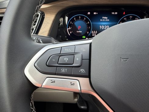New 2026 Volkswagen Atlas SE FWD image 25