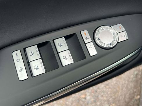 New 2026 Genesis GV70 2.5T AWD/4WD image 23