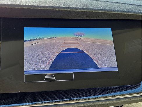 Used 2023 Buick Envision Preferred image 28