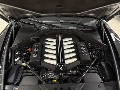 Used 2016 Rolls-Royce Ghost RWD image 34
