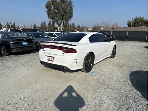 Used 2019 Dodge Charger GT w/ Blacktop Package image 7