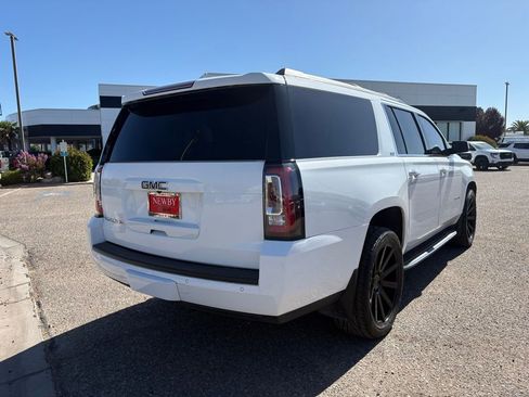 Used 2019 GMC Yukon XL SLT w/ Open Road Package AWD/4WD image 6