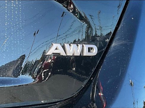 New 2025 Nissan Altima 2.5 SR image 8