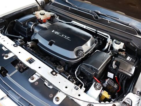 Used 2017 Chevrolet Colorado LT w/ LT Convenience Package image 50